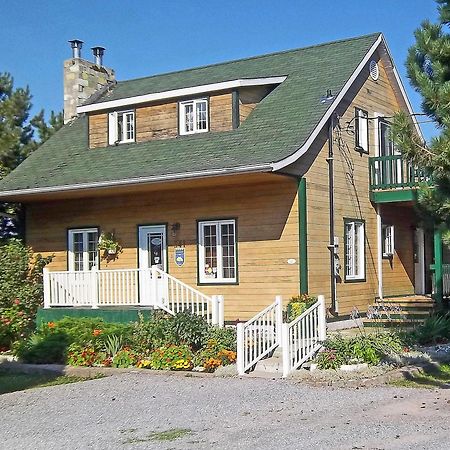 Gite La Halte Du Verger Bed And Breakfast Rivière-du-Loup Zewnętrze zdjęcie