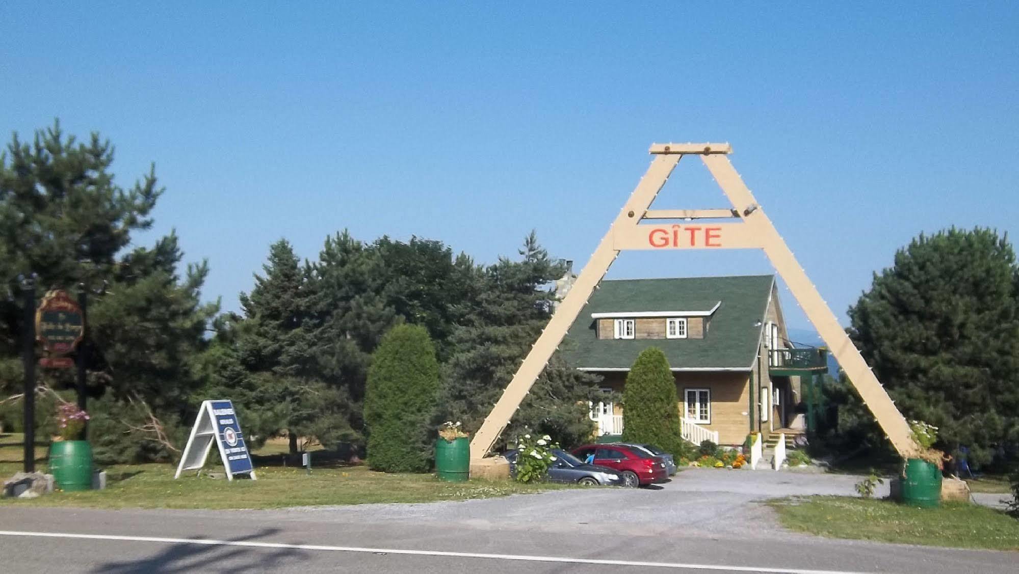 Gite La Halte Du Verger Bed And Breakfast Rivière-du-Loup Zewnętrze zdjęcie