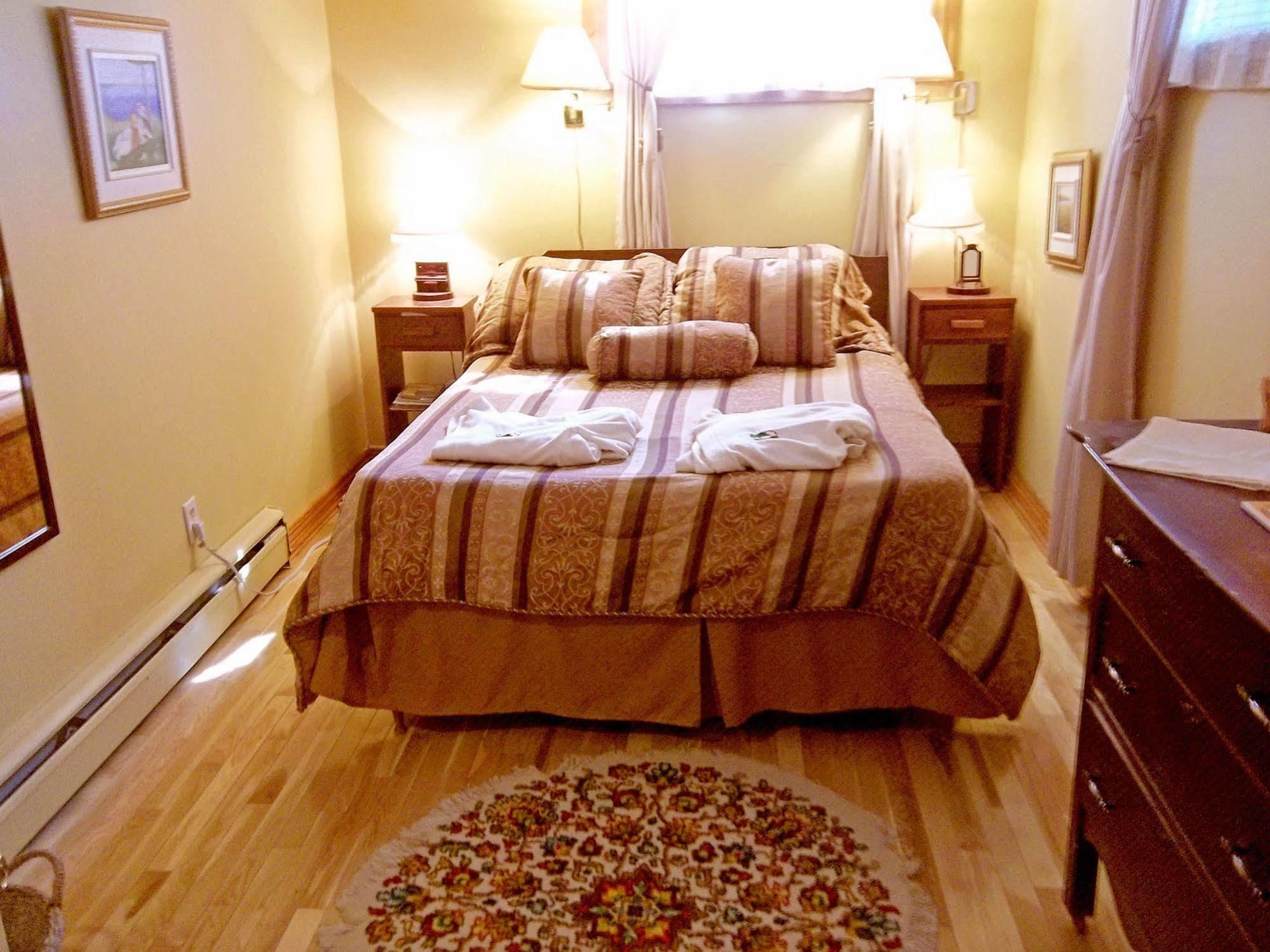 Gite La Halte Du Verger Bed And Breakfast Rivière-du-Loup Zewnętrze zdjęcie
